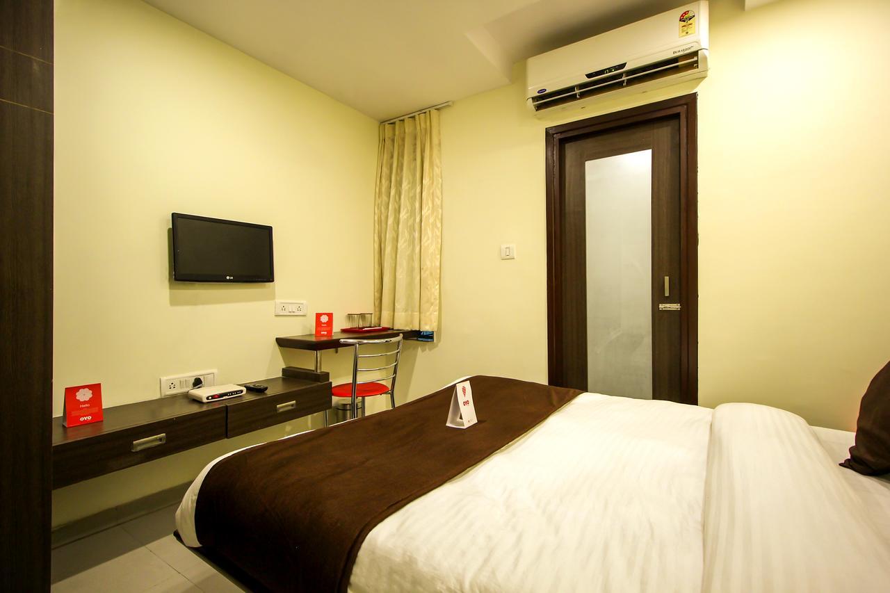 New Rajdhani Hotel Vadodara Zewnętrze zdjęcie