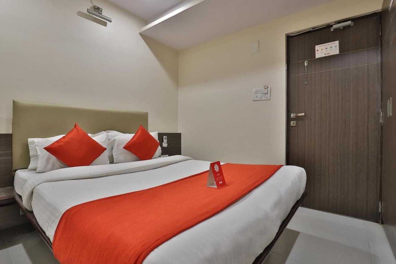 New Rajdhani Hotel Vadodara Zewnętrze zdjęcie